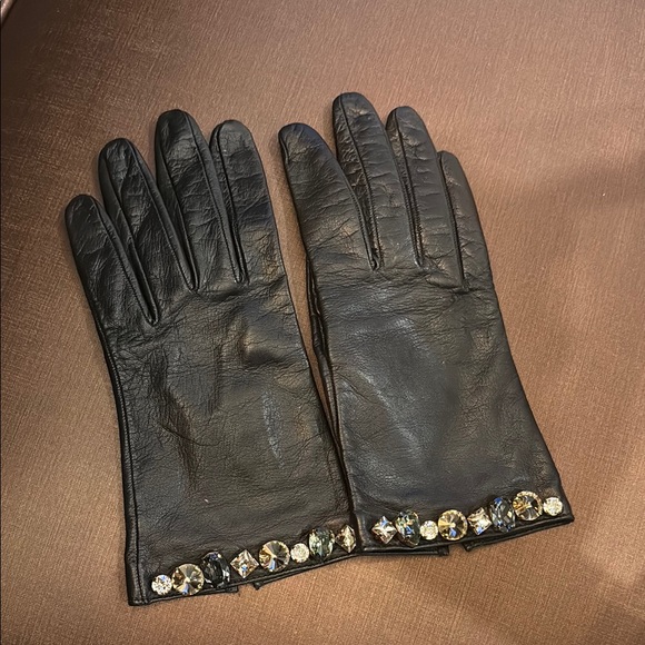 Gucci Accessories - GUCCI Elegant Black Leather Gloves with Crystal Embellishments
